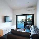 Seafront Paradise Daire